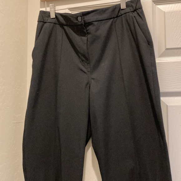 Lululemon - Picture 6 of 9